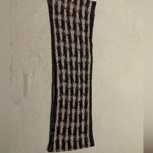 Calvin Klein infinity scarf black-and-white - Picture 1 of 4